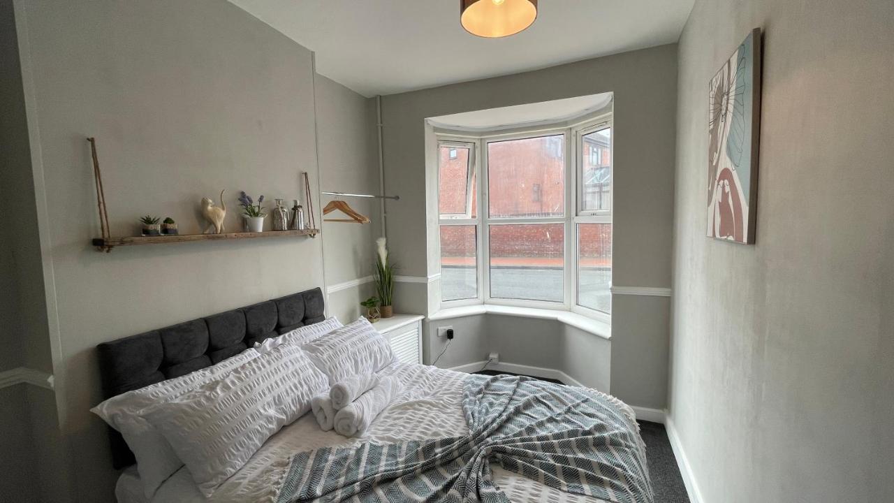 Spacious 6 Bed Home Near City & Albion Stadium Perfect For Contractors! Birmingham Ngoại thất bức ảnh